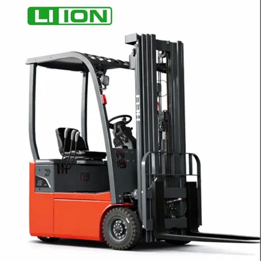 chariot élévateur électrique 1,2 tonne CPD 12 H4 vue latérale avec mât triplex