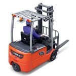 Chariot élévateur électrique avec opérateur