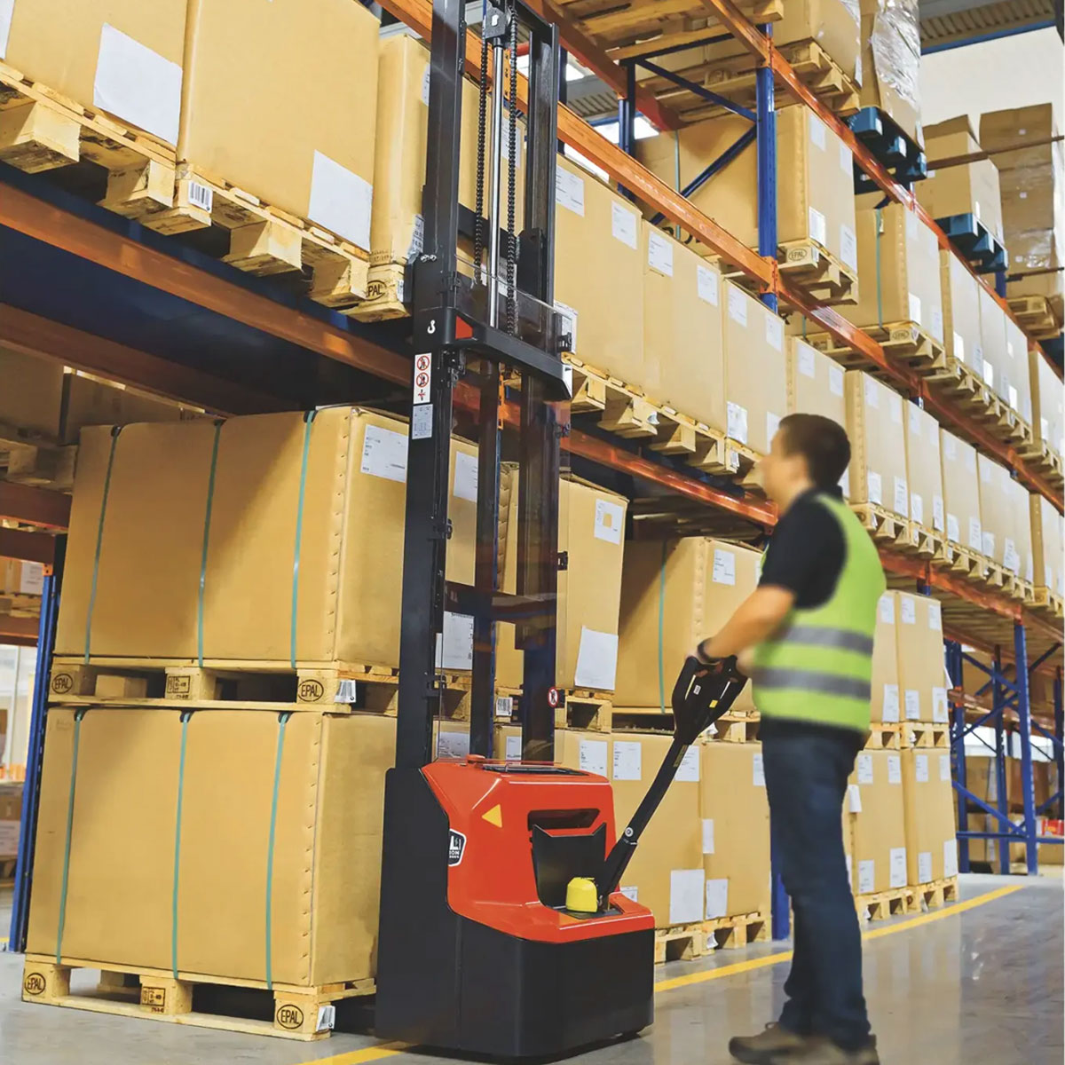 Noblelift PSE12N1600 utilisé en entrepôt