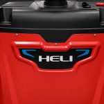 Logo HELI sur capot de transpalette autoporté